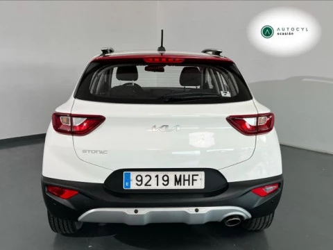Kia Stonic 1.2 DPi 62kW (84CV) Concept