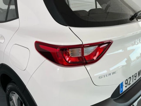 Kia Stonic 1.2 DPi 62kW (84CV) Concept
