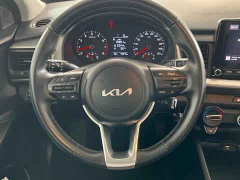 Kia Stonic 1.2 DPi 62kW (84CV) Concept