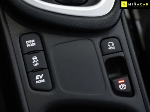 Toyota Yaris 120H Business Plus 85 kW (116 CV)