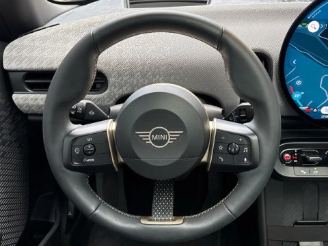 MINI Cooper C 115 kW (156 CV)