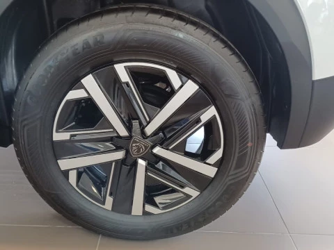 Peugeot 2008 Style Gasolina 100 S&S 6 Vel. MAN