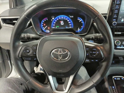 Toyota Corolla 1.8 125H ACTIVE TECH E-CVT