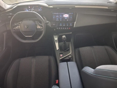 Peugeot 308 1.2 PURETECH 130 ALLURE 5P
