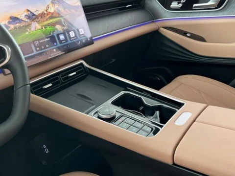 EBRO S900 PHEV 1.5 TGDI 3DHT 4X4 Luxury