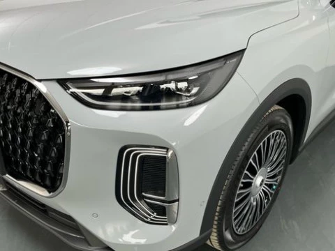 EBRO S900 PHEV 1.5 TGDI 3DHT 4X4 Luxury