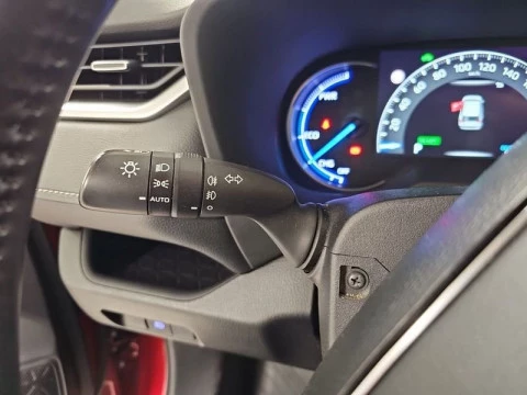 Toyota Rav4 2.5l 220H Advance