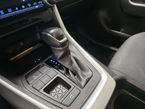 Toyota Rav4 2.5l 220H Advance