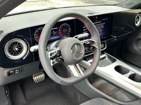 Mercedes-Benz CLA  250+ con tecnologia EQ