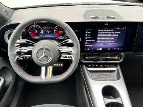 Mercedes-Benz CLA  250+ con tecnologia EQ