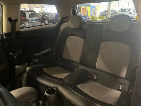 MINI Cooper automático 136CV