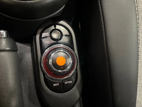 MINI Cooper automático 136CV