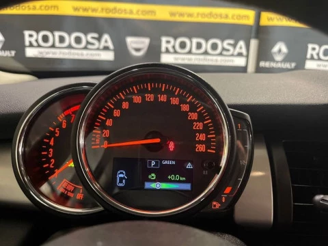 MINI Cooper automático 136CV