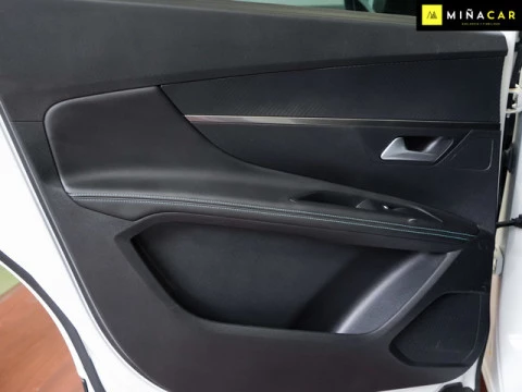 Peugeot 5008 BlueHDi 130 S&S Allure 96 kW (130 CV)