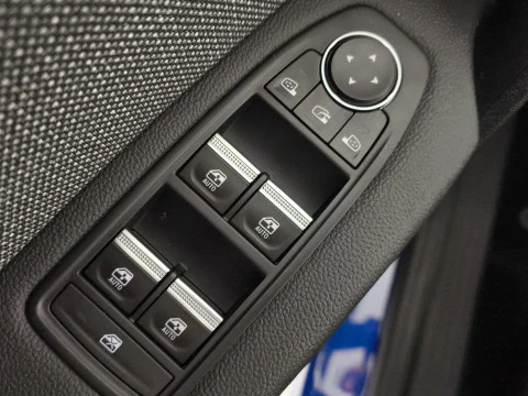 Renault Captur techno Eco-G 100cv (74 kW)