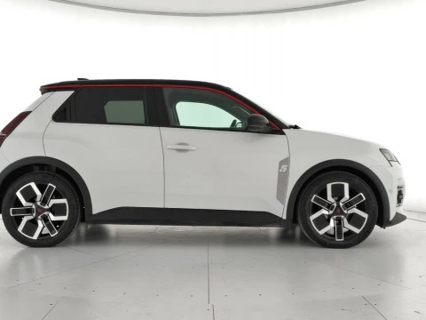 Renault R5 E-Tech Renault 5 E-Tech electrico Renault 5 E-Tech Techno autonomia confort 110 kW