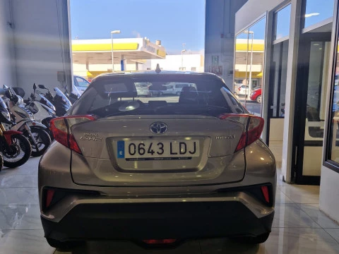 Toyota C-HR 1.8 125H Advance