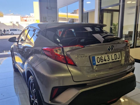 Toyota C-HR 1.8 125H Advance