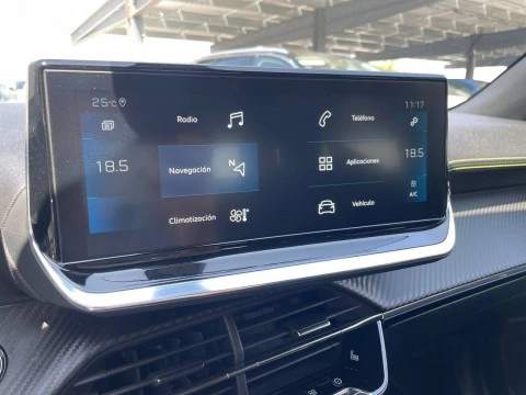 Peugeot 2008 GT BlueHDI 130 S&S EAT8