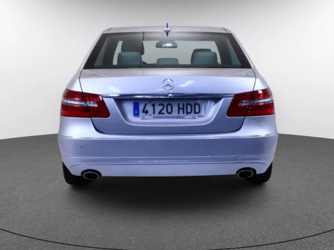 Mercedes-Benz E-CLASS CLASE E 350 CGI BLUE EFFIC. AVANTGARDE 4P
