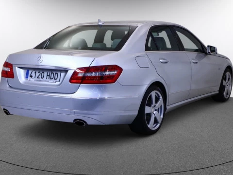 Mercedes-Benz E-CLASS CLASE E 350 CGI BLUE EFFIC. AVANTGARDE 4P