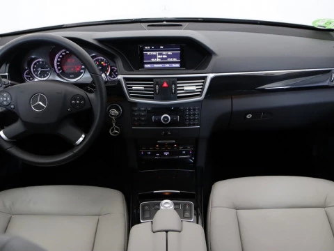 Mercedes-Benz E-CLASS CLASE E 350 CGI BLUE EFFIC. AVANTGARDE 4P