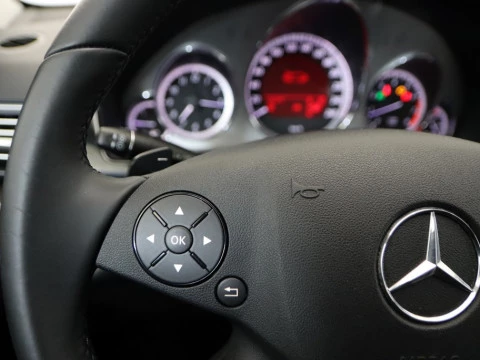 Mercedes-Benz E-CLASS CLASE E 350 CGI BLUE EFFIC. AVANTGARDE 4P