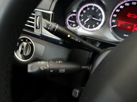 Mercedes-Benz E-CLASS CLASE E 350 CGI BLUE EFFIC. AVANTGARDE 4P