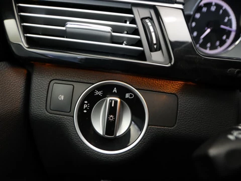 Mercedes-Benz E-CLASS CLASE E 350 CGI BLUE EFFIC. AVANTGARDE 4P