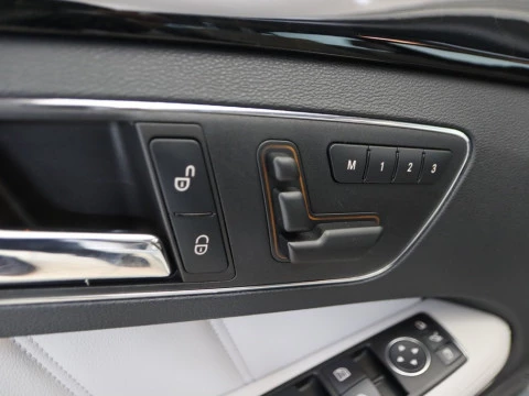 Mercedes-Benz E-CLASS CLASE E 350 CGI BLUE EFFIC. AVANTGARDE 4P