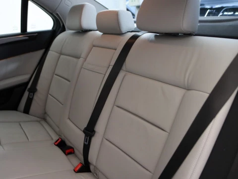 Mercedes-Benz E-CLASS CLASE E 350 CGI BLUE EFFIC. AVANTGARDE 4P