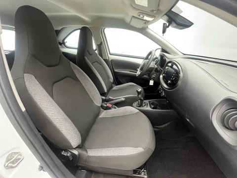 Toyota Aygo X Cross 1.0 VVT-I 72CV Play