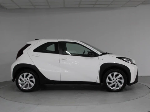 Toyota Aygo X Cross 1.0 VVT-I 72CV Play
