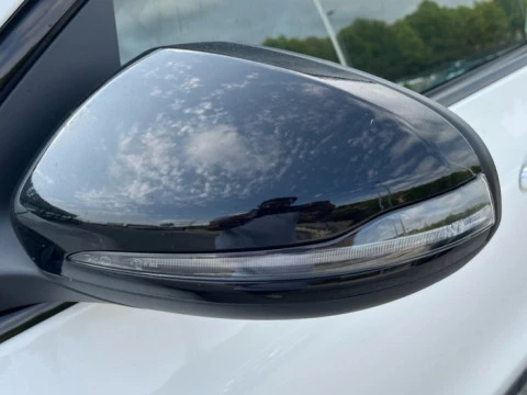 Mercedes-Benz GLA  200 d