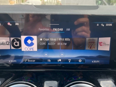 Mercedes-Benz GLA  200 d