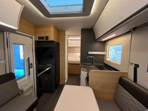 ADRIA 700DC SONIC 700DC PLUS