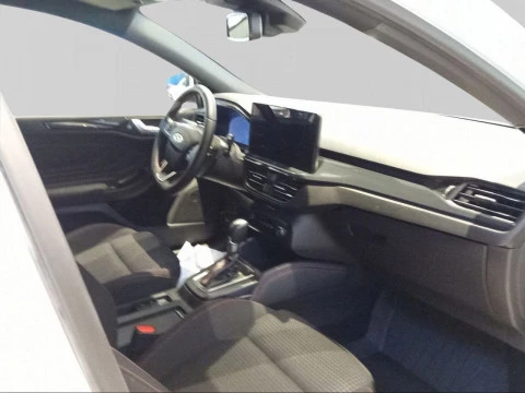 Ford Focus 1.0 Ecoboost MHEV 114kW ST-Line X Auto