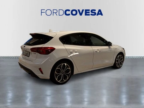 Ford Focus 1.0 Ecoboost MHEV 114kW ST-Line X Auto