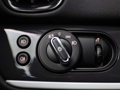 MINI COUNTRYMAN 1.5 COOPER S E AUTO 4WD 5P