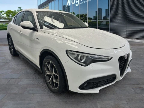 Alfa Romeo Stelvio 2.2 Diésel 140kW (190CV) Sprint RWD