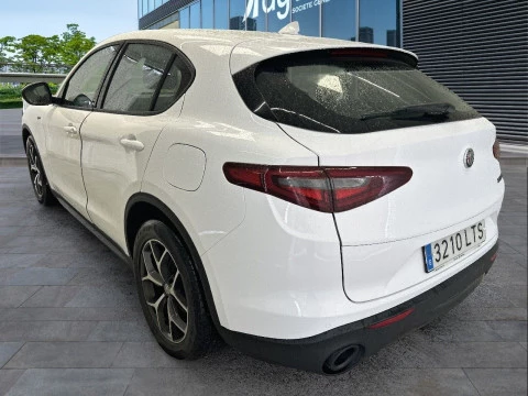 Alfa Romeo Stelvio 2.2 Diésel 140kW (190CV) Sprint RWD