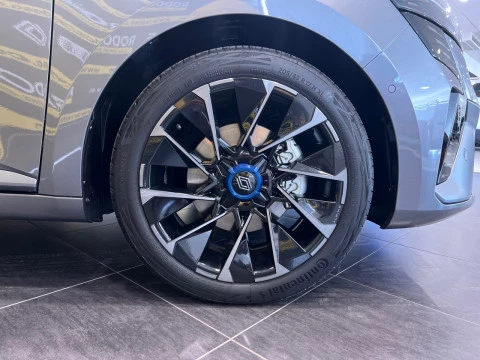 Renault Clio esprit Alpine E-Tech 145 (103kw)