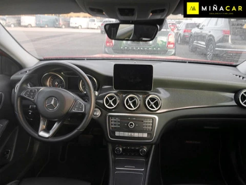 Mercedes-Benz GLA 180 90 kW (122 CV)