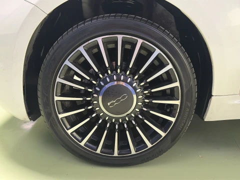 Fiat 500 1.2 8v Lounge 51 kW (69 CV)