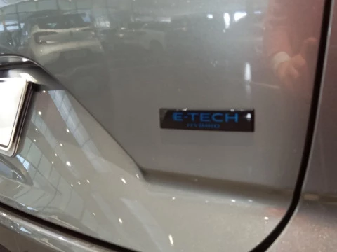 Renault Austral  Hibrido  1.2 E-Tech Hibrido Iconic Esprit Alpine 14
