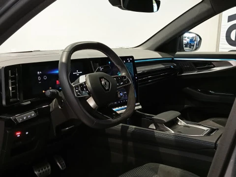 Renault Austral  Hibrido  1.2 E-Tech Hibrido Iconic Esprit Alpine 14