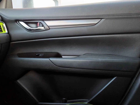 Mazda CX-5 (2022) SKYACTIV-G 2.0 121 KW (165 CV) MT 2WD NEWGROUND