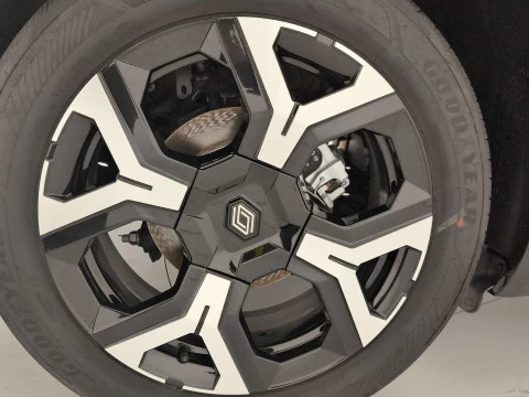 Renault 4 E-Tech   Techno autonomia confort 110kW