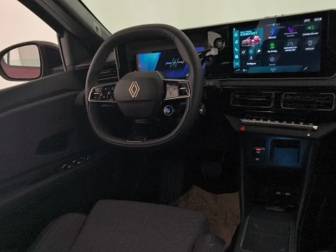 Renault 4 E-Tech   Techno autonomia confort 110kW