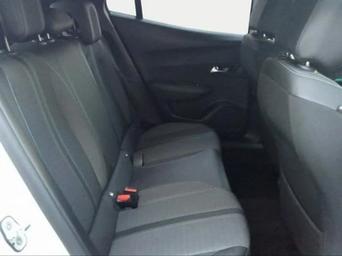 Peugeot 2008 Eléctrico Allure Pack 100 kW (136 CV)